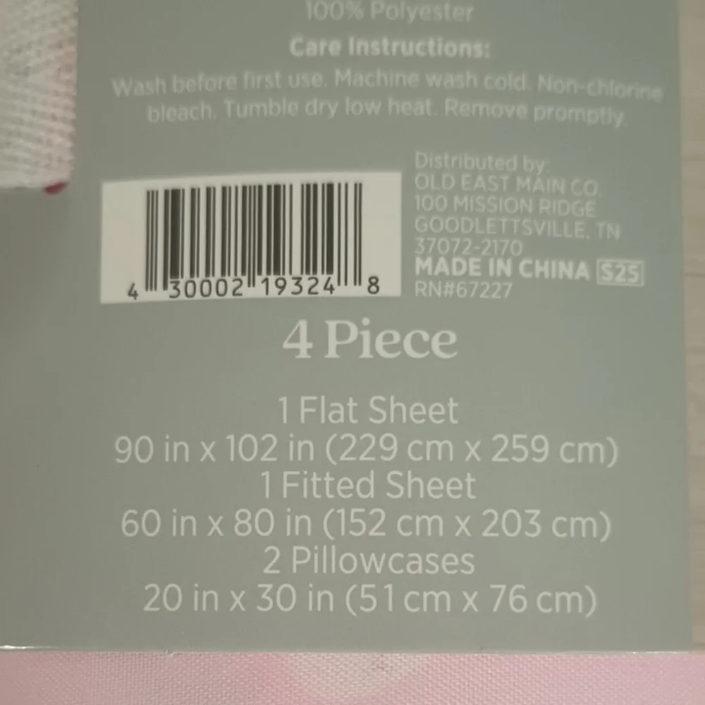 Comfort Bay Pink Strawberry Queen Bedding Set - Picture 3 of 4